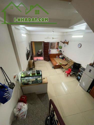 BÁN ĐẤT TẶNG NHÀ - PHỐ HOÀNG QUỐC VIỆT (50M2). GIÁ 8 TỶ - 1