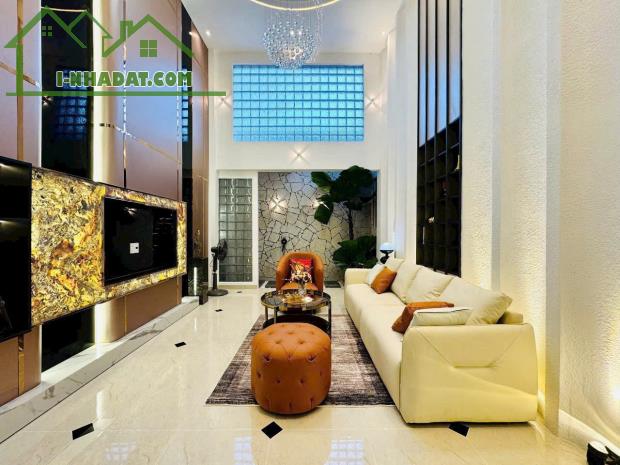 🔥 NHÀ MẶT ĐƯỜNG KINH DOANH – GIÁ TỐT CHỈ 5,2 TỶ - 1