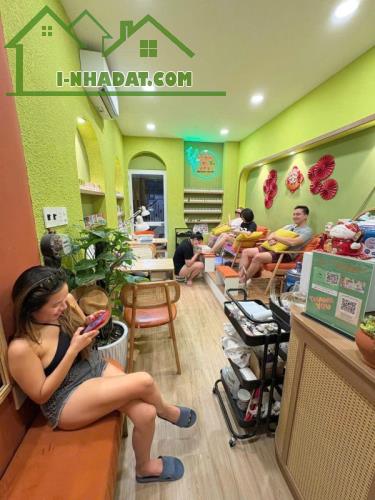 Quận 3 ! Sang Spa – Nail – Gội, nằm tại Trần Quang Diệu,Quận 3 – khu vực dân cư đông, Tel - 3