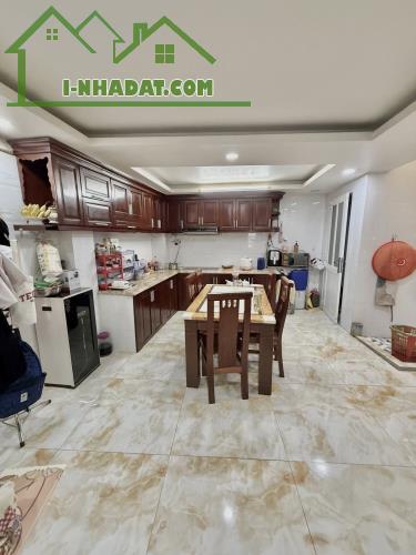 BÁN GẤP - SIÊU PHẨM Q7 - ĐÃ GIẢM 1,25 TỶ - CHỈ CÒN 7 TỶ