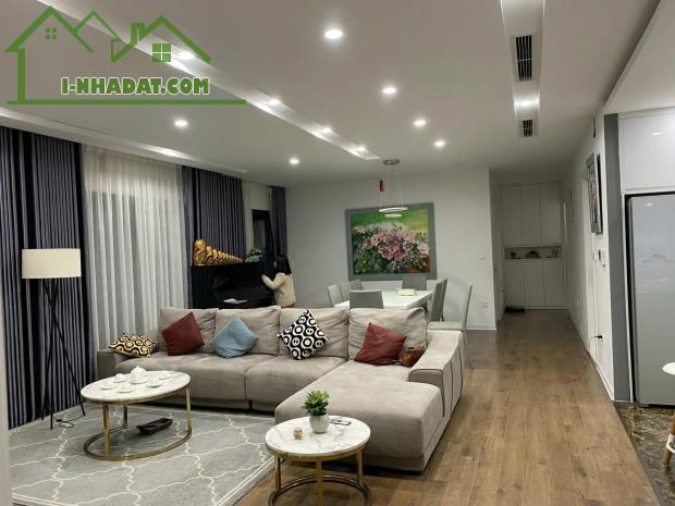 BÁN GẤP căn hộ 3 ngủ tại 17T Hapulico Complex 131m2, SHLD - 1
