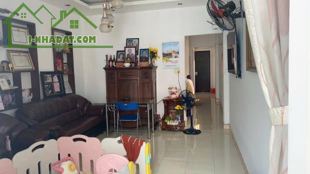 BÁN NHÀ HXH Phạm Ngọc Thảo, Tây Thạnh 3 tầng 81m2 (4,5x18). Nhà đẹp ở ngay. Giá chỉ 9 tỷ