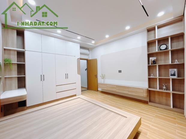 Bán Nhà Hẻm Ô Tô Tránh ,4.2m x 16m x 4 Lầu ,Cạnh Phú Mỹ Hưng,Huỳnh Tấn Phát ,Quận 7. - 4