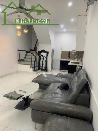 Bán Nhà!Nghi Tàm,30m ra Oto,DT: 38m2 x 3Tầng,MT: 4.3m,Giá: 7.85 tỷ Tây Hồ