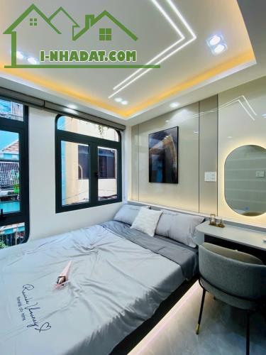 NHÀ QUẬN 3 - VỊ TRÍ ĐẸP, HẺM 4M THÔNG - 3PN, SỔ HỒNG RIÊNG - CHỈ 5.7 TỶ - 3