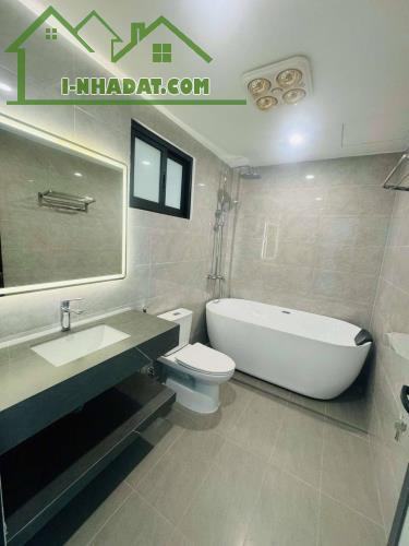 BÁN NHÀ PHÂN LÔ NGỌC THỤY-LONG BIÊN- THANG MÁY - GARA OTO - ĐƯỜNG 4.5m - FULL NỘI THẤT - 1