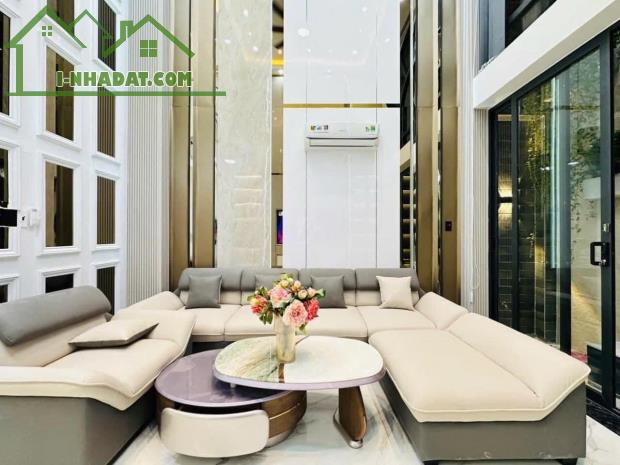 NHÀ ĐẸP 4 TẦNG - ĐƯỜNG SỐ 2,TRƯỜNG THỌ - GẦN GA METRO BÌNH THÁI - 8 TỶ 200 - 1