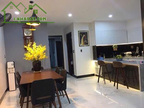 Nhà 3 tầng kiệt oto Lê Hữu Trác . Dòng tiền 25tr/tháng . DT:150m , ngang 6m8 .