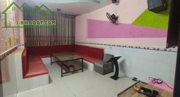 BÁN NHÀ MẶT TIỀN KINH DOANH ĐƯỜNG ĐÔNG HỒ, P.8, Q.8 – 4 TẦNG, 10 PHÒNG KARAOKE – GIÁ CHỈ - 2