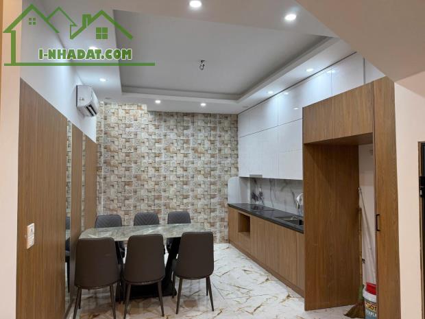 BÁN 🏠 LIÊN MẠC BTL – 45M² x 5 TẦNG – CHỈ NHỈNH 6 TỶ  Gần THPT Thượng Cát, ô tô tránh, k - 2
