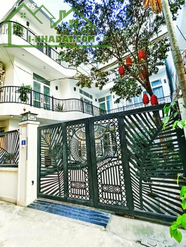 BT sân vườn, Vũ Miên, Yên Phụ, Tây Hồ, 168m MT11m view hồ tây, tọa lạc vị trí đảo ngọc