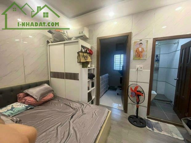 Bán nhà mặt tiền Trần Quý Khách, p Tân Định, Q1, Cn 65m2 chỉ 20 tỷ - 3