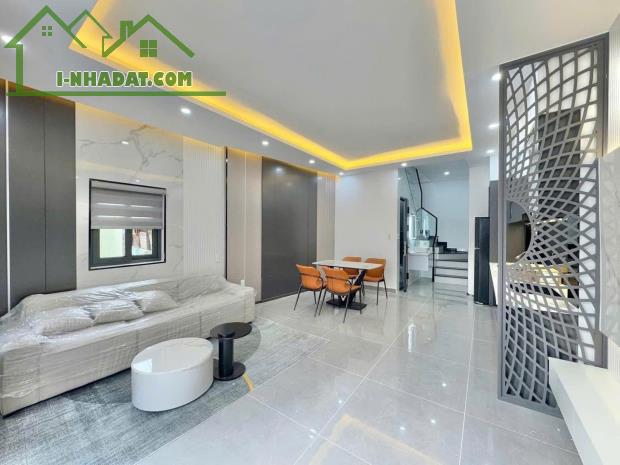 HIẾM - SÁT KHÚC HẠO, SƠN TRÀ - NHÀ GÁC LỬNG 3PN CHỈ 4.X TỶ