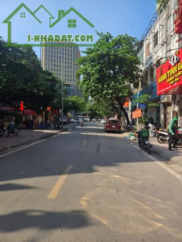 BÁN NHÀ XINH, NGÕ 371 ĐÊ LA THÀNH