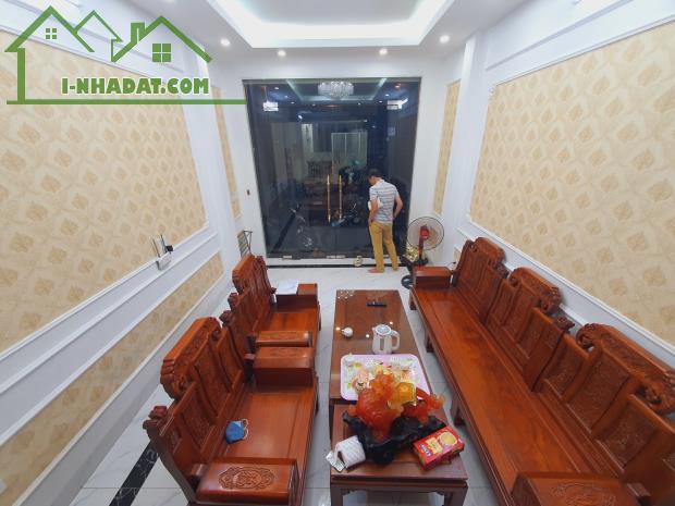NHÀ ĐẸP KHƯƠNG ĐÌNH - Ô TÔ VÀO NHÀ - MẶT NGÕ KINH DOANH – GẦN PHỐ - NGÃ TƯ SỞ - 41M*5T - 2
