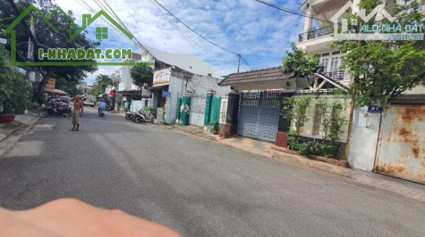 BÁN NHÀ 2 MT ĐƯỜNG BÀ HUYỆN THANH QUAN NGANG 12M DIỆN TÍCH 268M2 CHỈ 24 TỶ