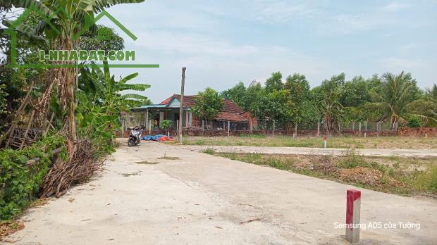 Bán gấp đất nền Hòa Phong giá 6xx  diện tích đẹp, ô tô tới đất, dân cư đông - 2