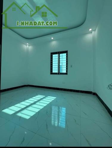 Bán gấp nhà 36m Phụng Châu- Chương Mỹ đường 5m - 2,8 tỷ  Vị trí đẹp, ô tô vào tận nơi, - 1