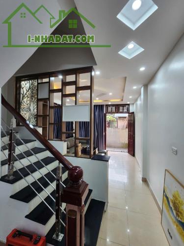 Bán nhà 39m 4 tầng 5 ngủ 2 thoáng trước sau cực hiếm tại Thạch Bàn Long Biên - 1