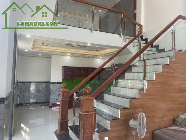 Bán nhà 1 Trệt 3 Lầu và 1 Lửng P.Tam Hòa cũ,gần BVĐK Đồng Nai - 3