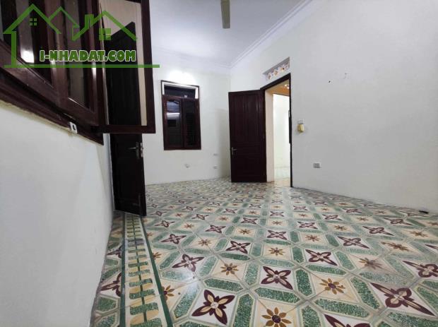 CHO THUÊ NHÀ RIÊNG PHỐ ĐỘI CẤN, BA ĐÌNH, NHÀ ĐẸP, 5M RA PHỐ - 1