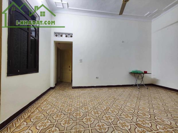 CHO THUÊ NHÀ RIÊNG PHỐ ĐỘI CẤN, BA ĐÌNH, NHÀ ĐẸP, 5M RA PHỐ - 2