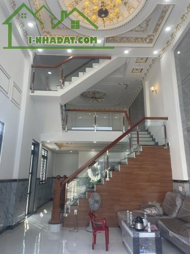 Bán nhà 1 Trệt 3 Lầu và 1 Lửng P.Tam Hòa cũ,gần BVĐK Đồng Nai