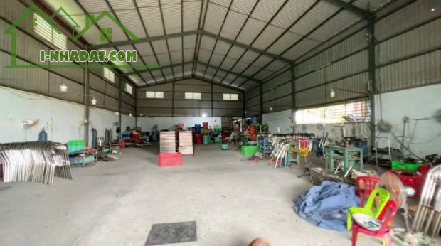 BÁN KHO MẶT TIỀN ĐƯỜNG NHỰA THUỘC XÃ Tân QUÝ TÂY BÌNH CHÁNH --386M2--GIÁ CHỈ :15TỶ (TL)