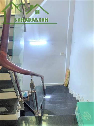 7 TỶ NHÀ QUẬN 10 - HẺM THÔNG THOÁNG - 5 CĂN RA LÊ HỒNG PHONG - DT 5X8M ĐÚC 5 TẦNG HIỆN ĐẠI - 1