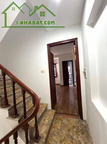 HOT!!! NHÀ PHỐ YÊN HOÀ - 1 NGOẶT VÀO ĐẾN NHÀ - GẦN PHỐ, GẦN XE - NGÕ THOÁNG, RỘNG - 4
