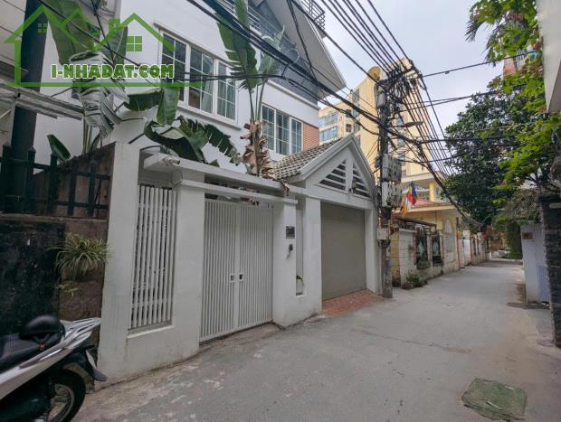 BÁN NHÀ KIỂU BIỆT THỰ PHỐ ÂU CƠ, TÂY HỒ, Ô TÔ TRÁNH, LÔ GÓC, DT 90M* MT 8M* GIÁ 31.5 tỷ