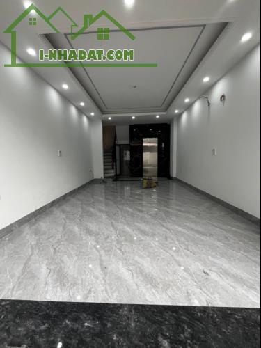 Siêu phẩm HĐ, lô góc, ô tô tránh, 6 tầng thang máy, chỉ hơn 10 tỷ.