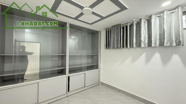 HÀNG THƠM - PHAN HUY ÍCH - 48m2 - P12 - GÒ VẤP. - 3