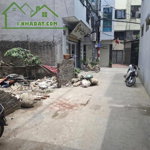 ĐẤT TUYỆT ĐỈNH Phú Diễn 95m2, mt 6m kinh doanh, ô tô, sổ vuông 14 tỷ hơn - 1