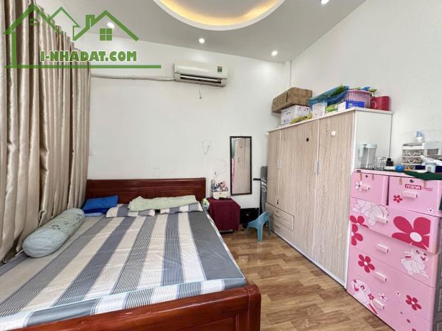 Ngộp Lạc Long Quân - Chợ Tân Bình - 40m2 - HXH 4m - 4 tầng BTCT - 4