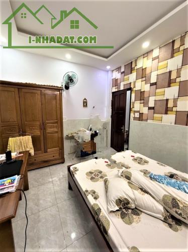 6 TỶ NHÀ TÂN BÌNH HẺM 4M -  GẦN BÁCH KHOA THÔNG LÝ THƯỜNG KIỆT - DT4x11M 3 LẦU - 4PN ĐẸP - 4
