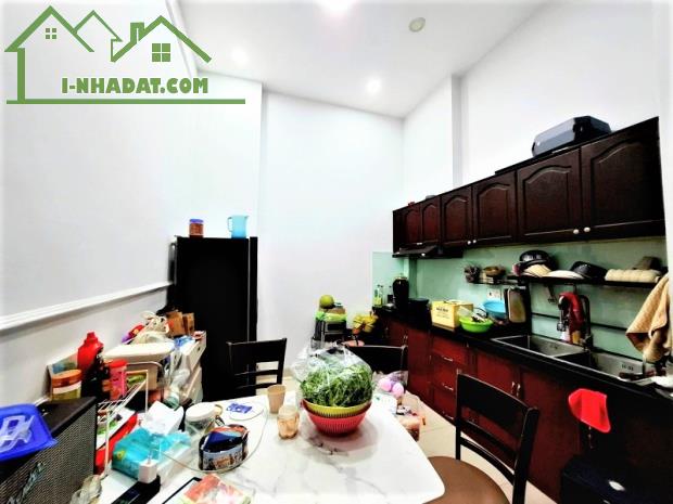 HƠN 6 TỶ NHÀ TÂN BÌNH GIÁP QUẬN 10 - HẺM 1 SẸC 5M Ô TÔ TRÁNH - KINH DOANH - 4 TẦNG 4PN MỚI - 2
