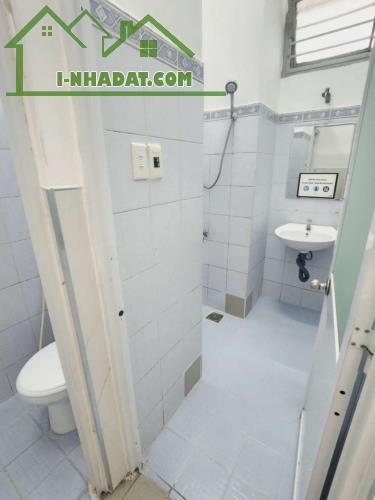 Cần bán chung cư Phú Thọ Quận 11 Sổ hồng rồi giá 2,8 tỷ - 1