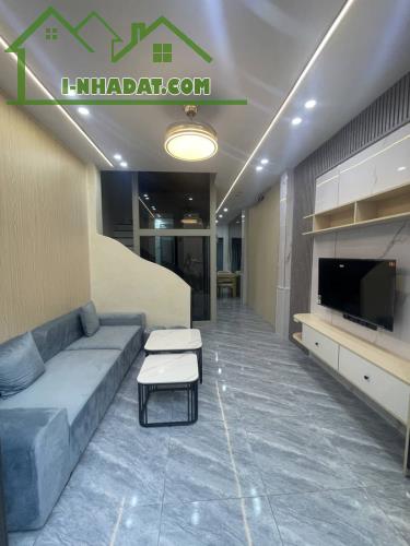 Nhà Đẹp | Ngọc Thụy Long Biên, 4Tầng. DT 45m2 , MT Hoa Hậu , Vị Trí Kim Cương | 8,2Tỷ