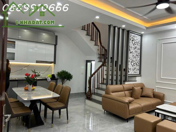 🏡 Nhà đẹp tại Quan Nhân – Thanh Xuân
📐 Diện tích: 55m²  Chỉ 11 TỶ