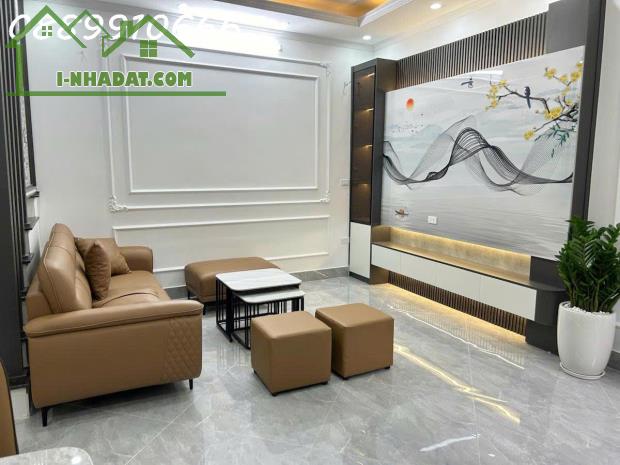 🏡 Nhà đẹp tại Quan Nhân – Thanh Xuân
📐 Diện tích: 55m²  Chỉ 11 TỶ - 1