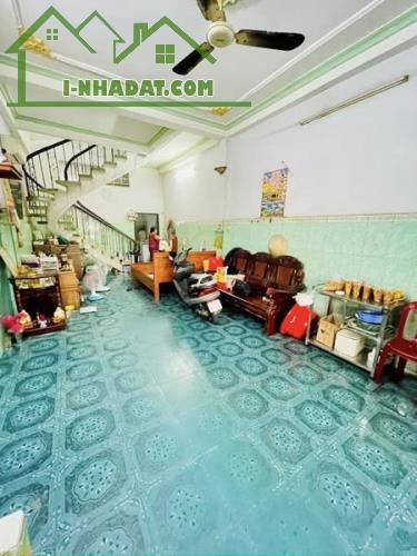 MTKD NGAY ĐHCT- SẦM UẤT NGÀY ĐÊM - 2 TẦNG - 5�17 GIÁ MỀM NHỈNH 9 TL - 1