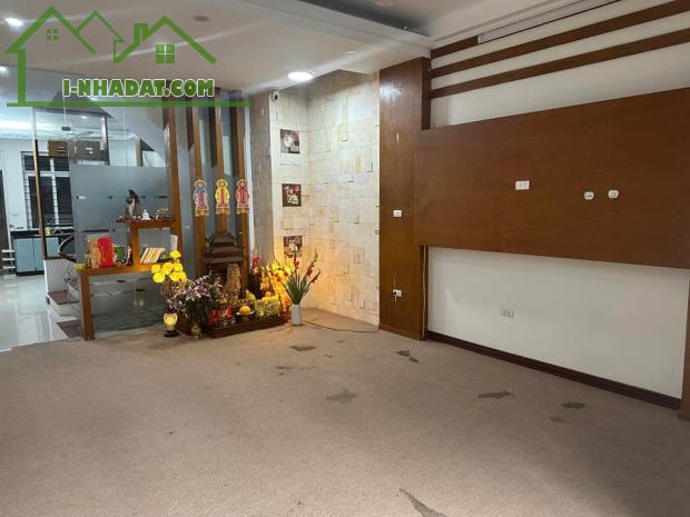 Cho thuê nhà nguyên căn 100m2 5 tầng phố Nguyễn Văn Lộc, khu đô thị Mỗ Lao, Hà Đông.