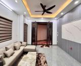 Nhà tại phố Minh Khai trang bị full nội thất, thoáng mát, thiết kế đẳng cấp, khách mua
