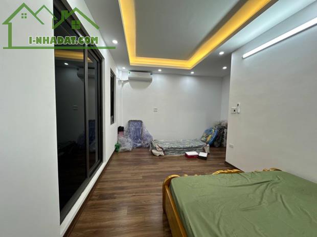 Siêu Phẩm Trương Định – Nhà 5 Tầng Thang Máy – Giá Chỉ 7,98 Tỷ! Diện tích 34m² x 5 tầng - 5