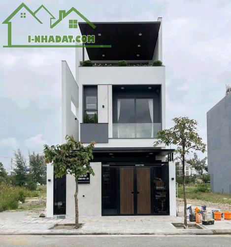 CHÍNH CHỦ CẦN BÁN CĂN 2 LẦU SỔ RIÊNG CHỈ 700TR XÁCH VALI VÀO Ở NGAY