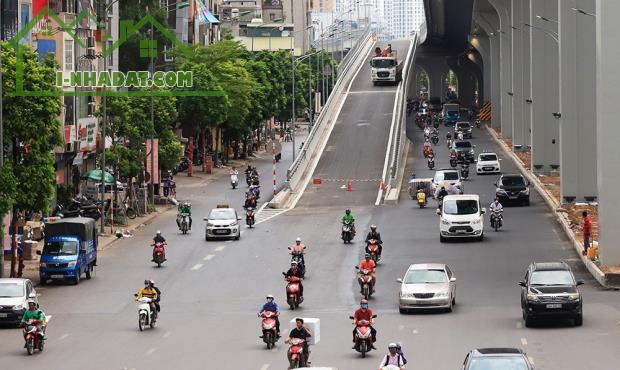 Bán nhà 4 tầng Trường Chinh, Đống Đa 36m, ngõ thông ba gác, kinh doanh bất chấp 10.6 tỷ