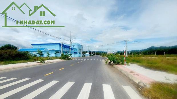 🔥CẦN BÁN LÔ ĐẤT TĐC NGỌC HIỆP - TP. NHA TRANG. TRỤC ĐƯỜNG 20m • Diện tích: 105m2 ngang 5m - 2