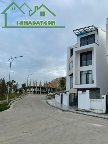 Bán nhanh căn biệt thự song lập Monoco Hạ Long 4 tầng - giá 8,6 tỷ - 1