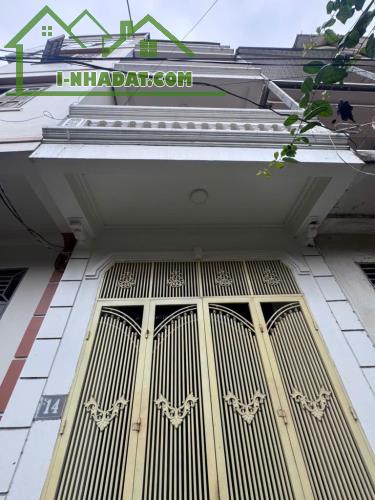 🌺🌺🌺 Ô TÔ ĐỖ CỬA - 15M RA PHỐ - HAI MẶT THOÁNG TRƯỚC SAU - Ô CHỜ THANG MÁY